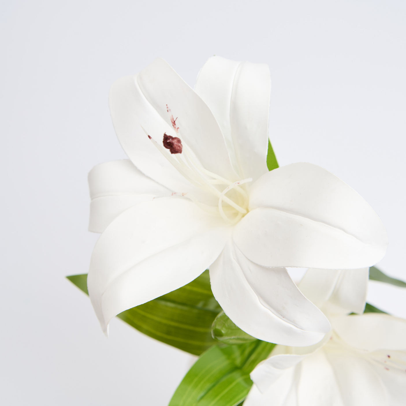 Crin Artificial 3D cu 2 Flori – 1 Fir, Roz sau Alb, 58 cm