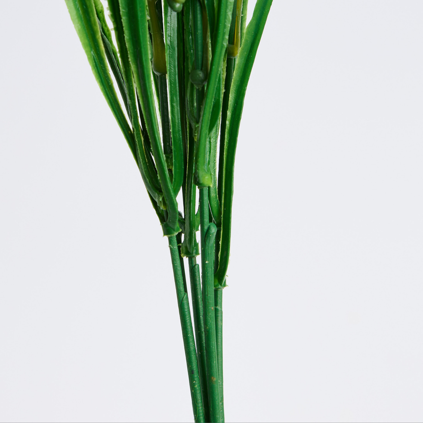 Buchet 5 Fire Margarete Artificiale – Alb, Galben, Mov, Roz, Rosu Trandafiriu, Rosu (Vaza Neinclusa)